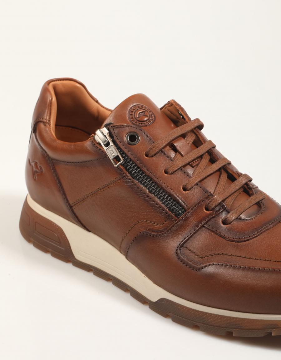 ZAPATILLAS KANGAROOS 933 en color Cuero