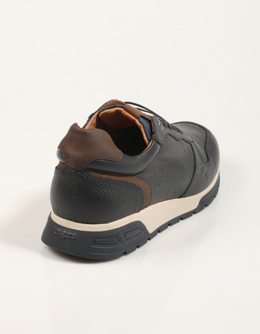 ZAPATILLAS KANGAROOS 934 en color Azul marino