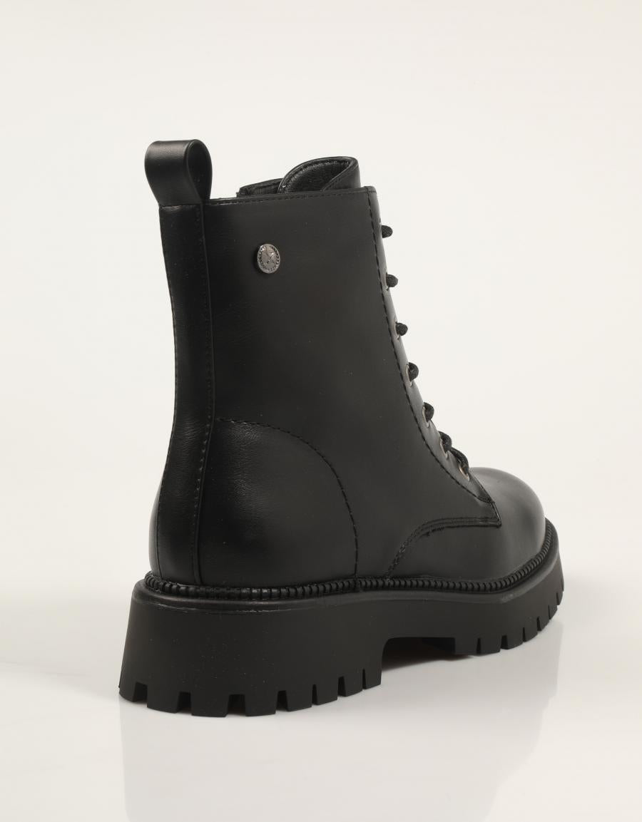 BOTINES XTI 144479 en color Negro