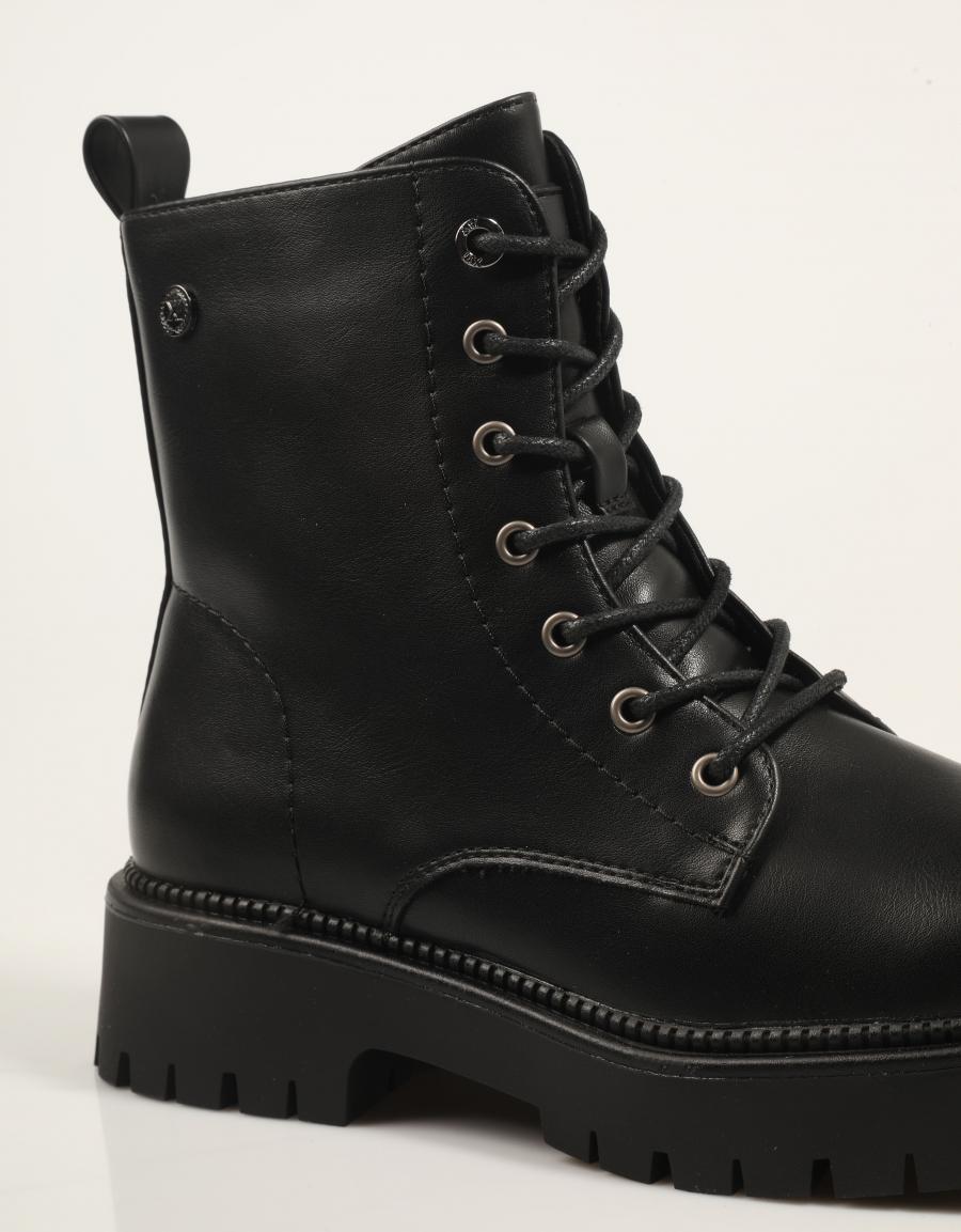 BOTINES XTI 144479 en color Negro
