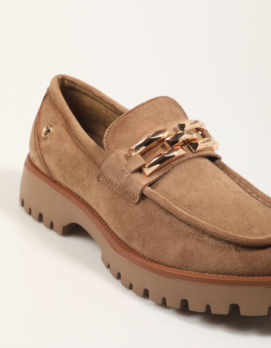 ZAPATOS XTI 144459 en color Beige