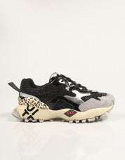 ZAPATILLAS EXE 134 115 en color Negro