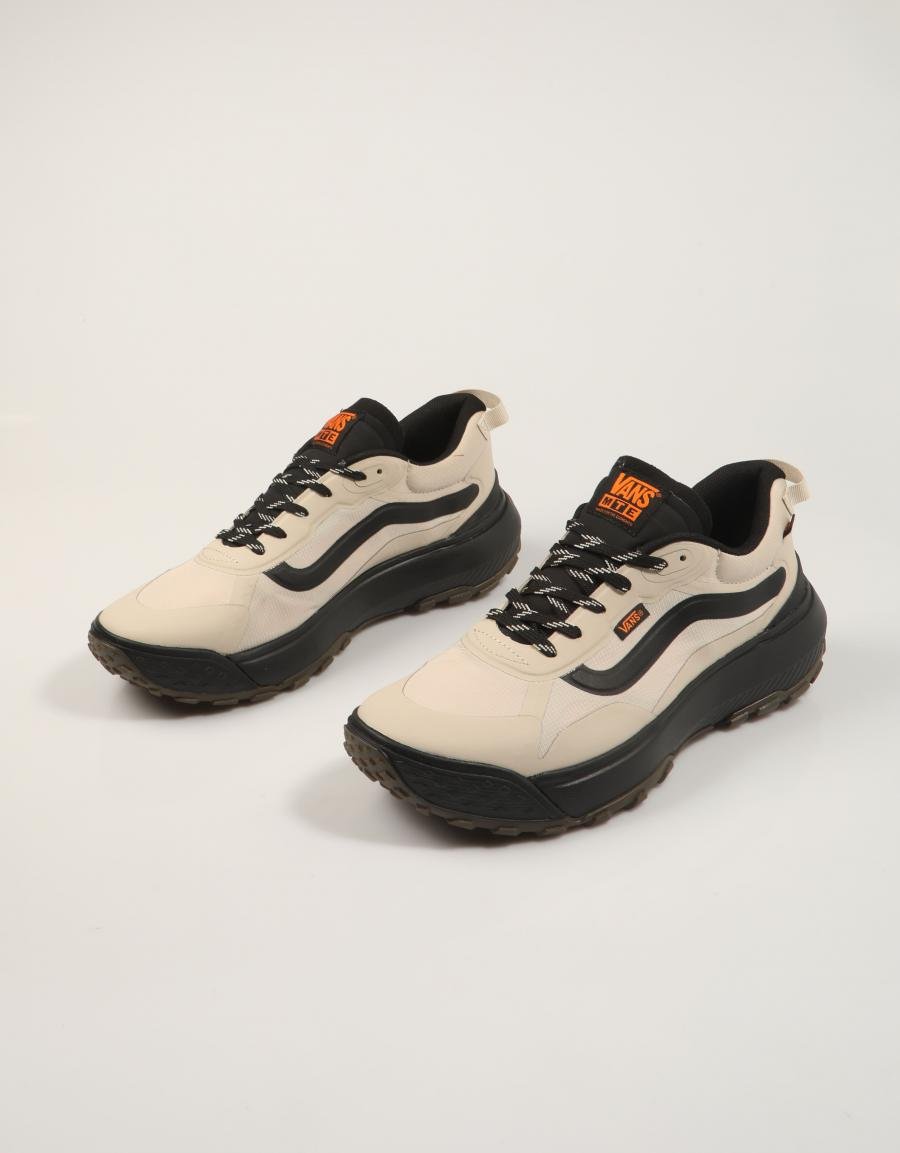 ZAPATILLAS VANS MTE CROSSPATH en color Beige