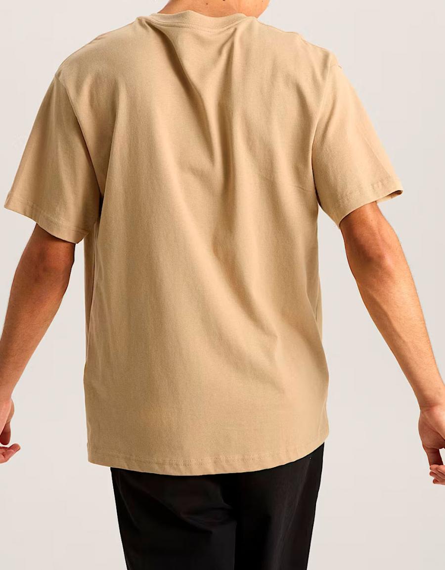 CAMISETA VANS LEFT CHEST II LOOSE SS en color Cuero