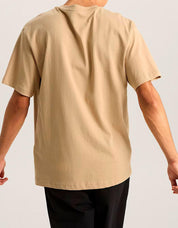 CAMISETA VANS LEFT CHEST II LOOSE SS en color Cuero