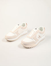 ZAPATILLAS CALVIN KLEIN TOOTHY RUNNER LACEUP MIX ML en color Blanco