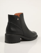 BOTINES PIKOLINOS MEDINA W0D-8871 en color Negro