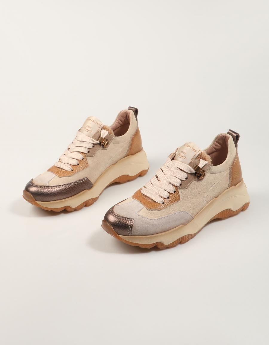 ZAPATILLAS HISPANITAS CHI254320 en color Beige