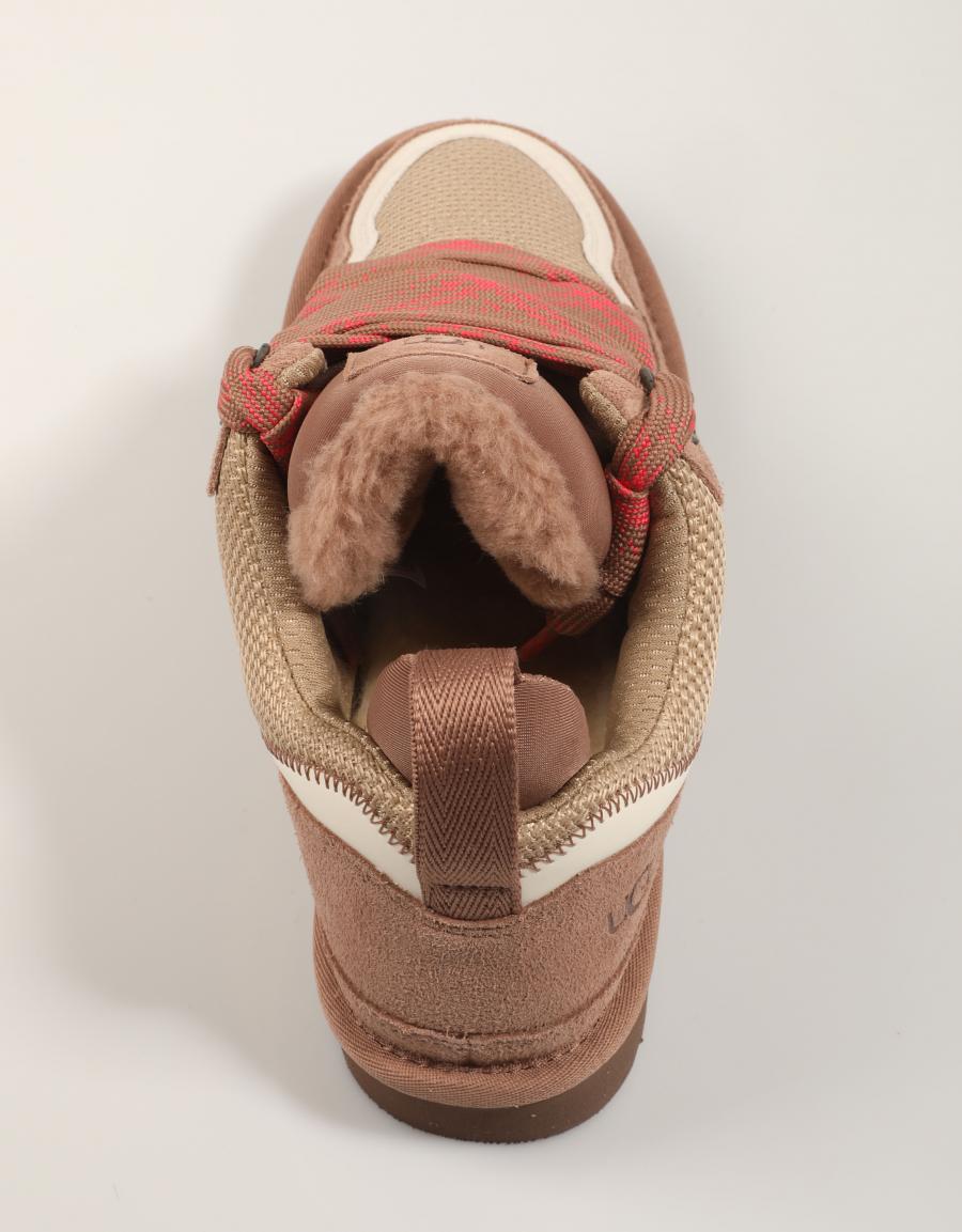 ZAPATILLAS UGG W LOWMEL en color Taupe