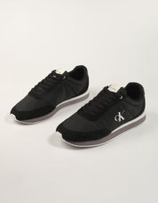 ZAPATILLAS CALVIN KLEIN RETRO RUNNER ESS MIX MAT en color Negro