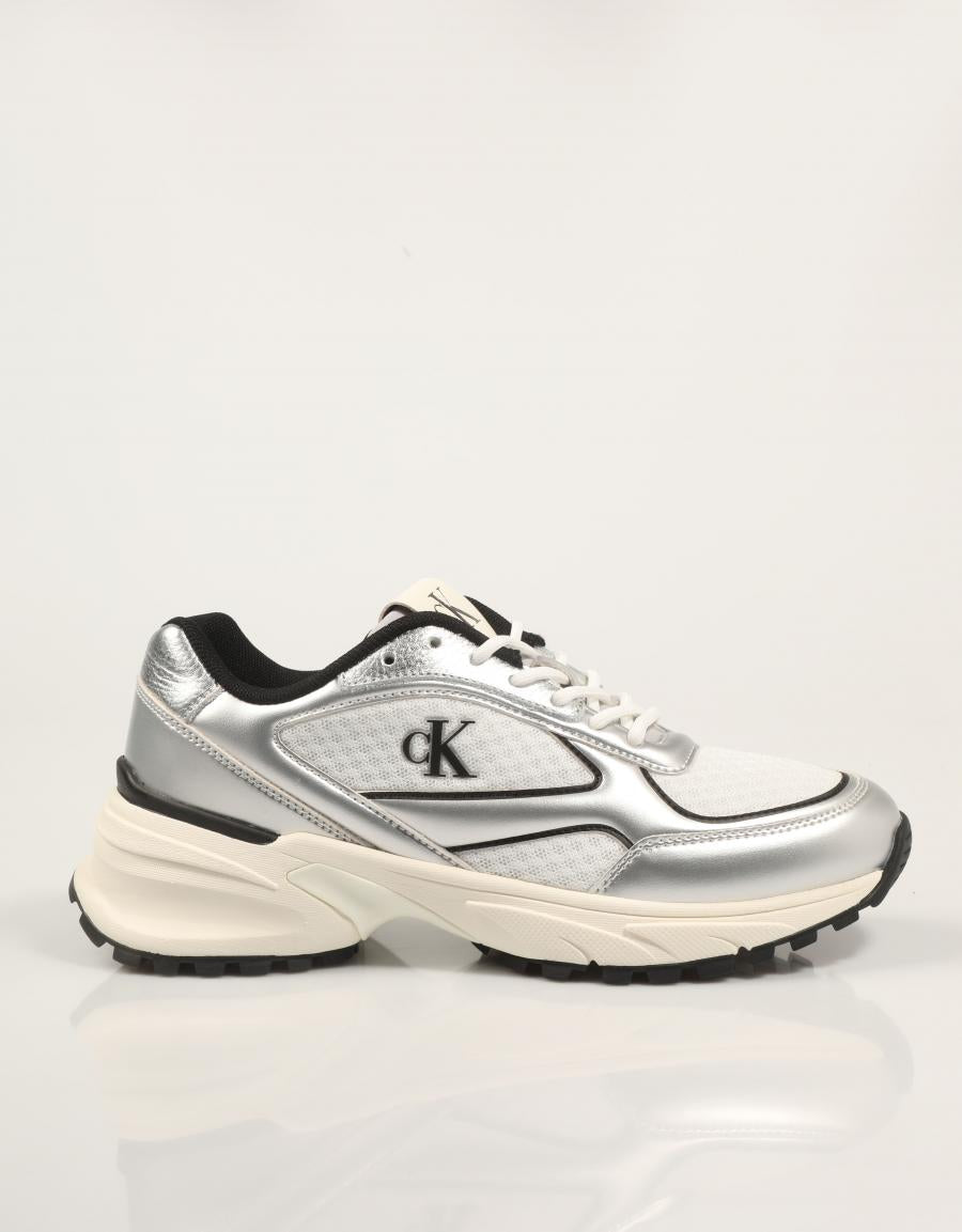 ZAPATILLAS CALVIN KLEIN HIKE RUNNER LACEUP MESH MIX MET en color Blanco