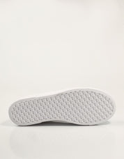 ZAPATILLAS TOMMY HILFIGER KELSEY TH PLATFORM SNEAKER en color Blanco