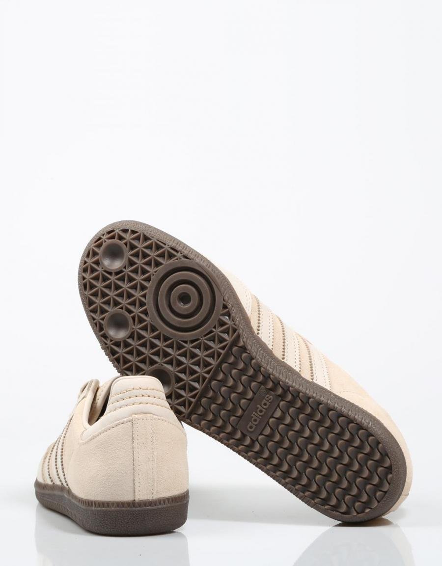 ZAPATILLAS ADIDAS ORIGINALS SAMBA en color Beige