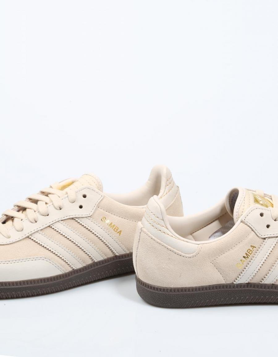 ZAPATILLAS ADIDAS ORIGINALS SAMBA en color Beige