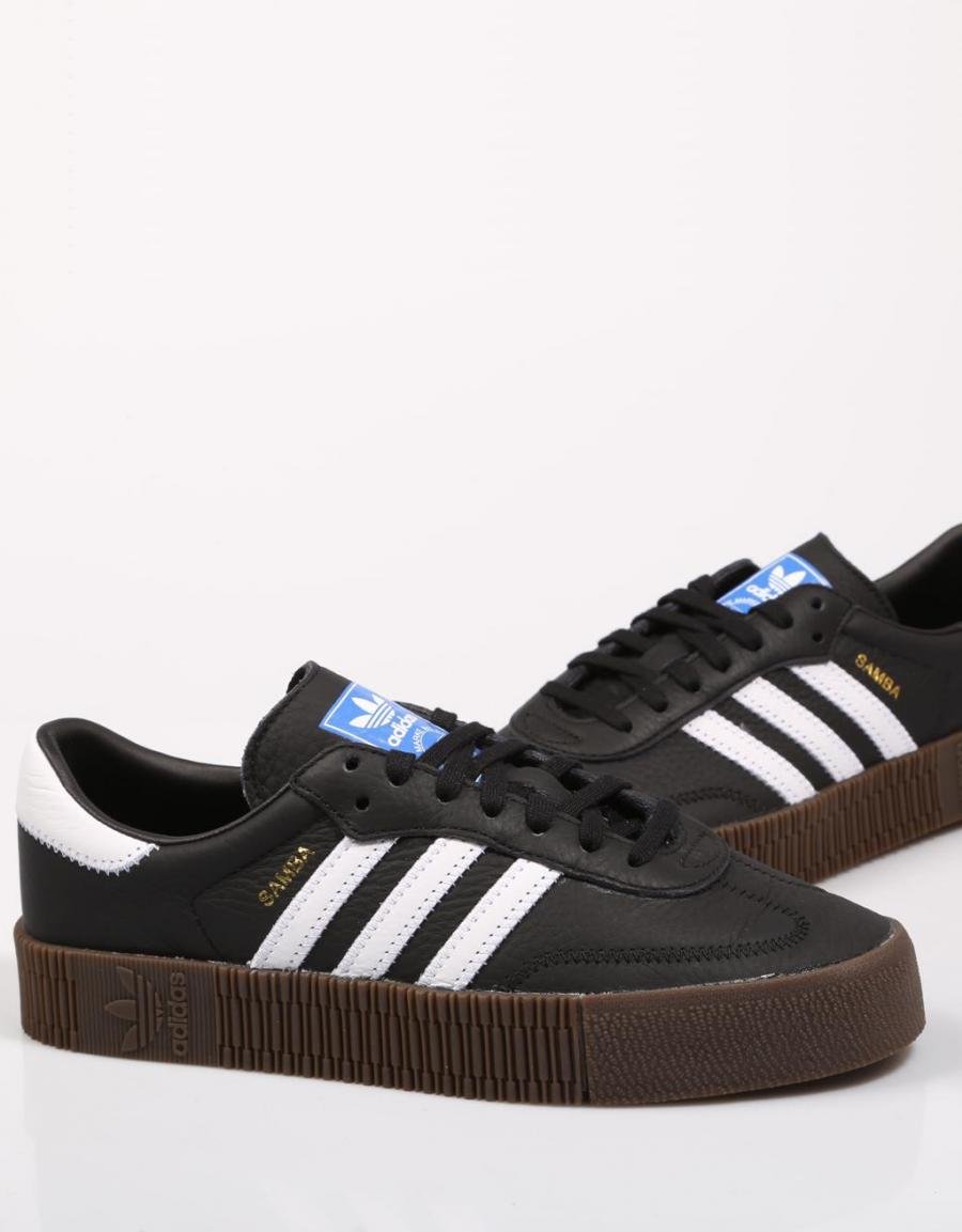 ZAPATILLAS ADIDAS ORIGINALS SAMBAROSE W en color Negro