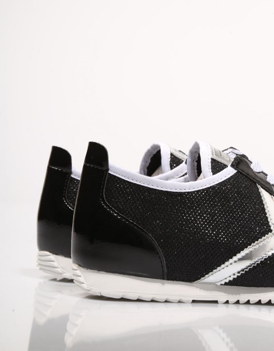 ZAPATILLAS MUNICH OSAKA en color Negro