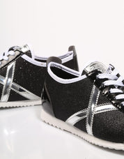 ZAPATILLAS MUNICH OSAKA en color Negro