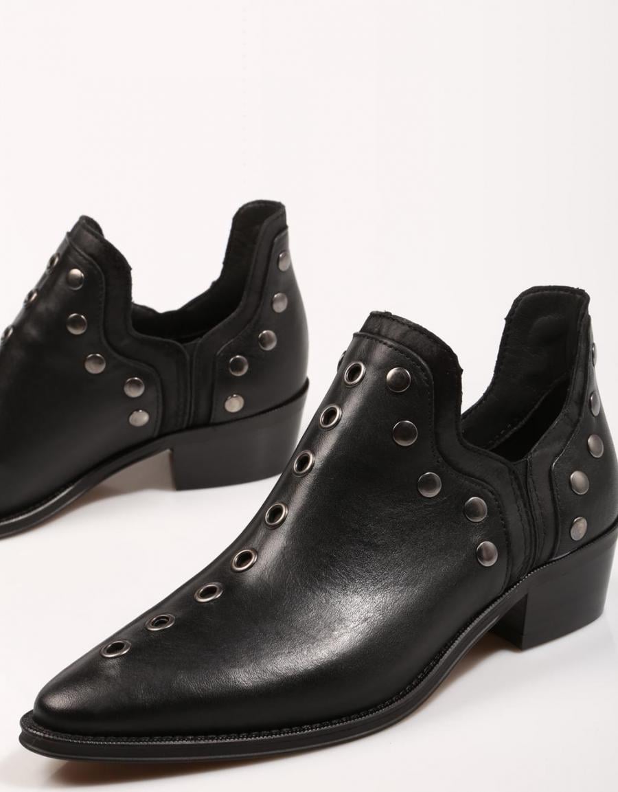 BOTINES ALPE 4454 en color Negro