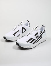 ZAPATILLAS ARMANI EA7 XBX033 en color Blanco