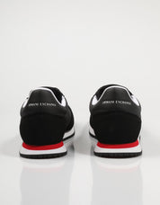 ZAPATILLAS ARMANI EXCHANGE XUX017 en color Negro