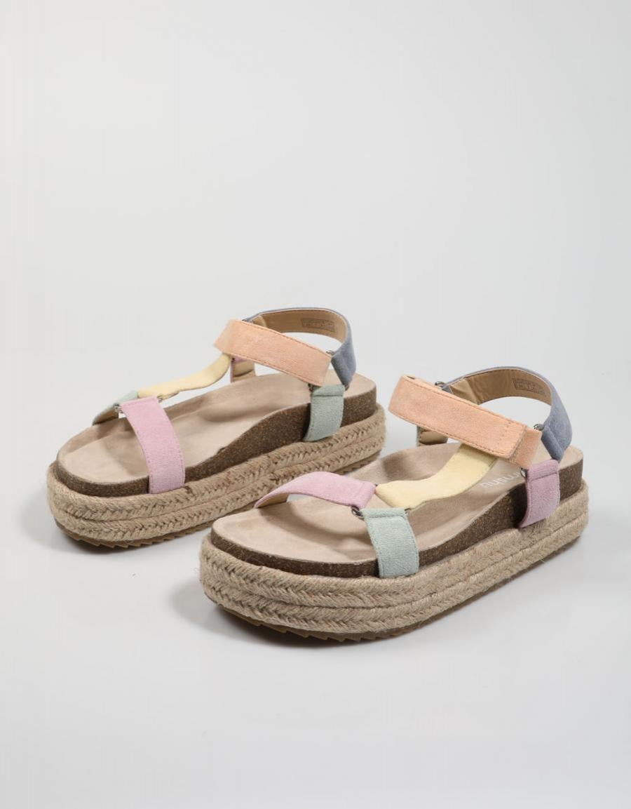 SANDALIAS EMMSHU KYRA en color Multicolor