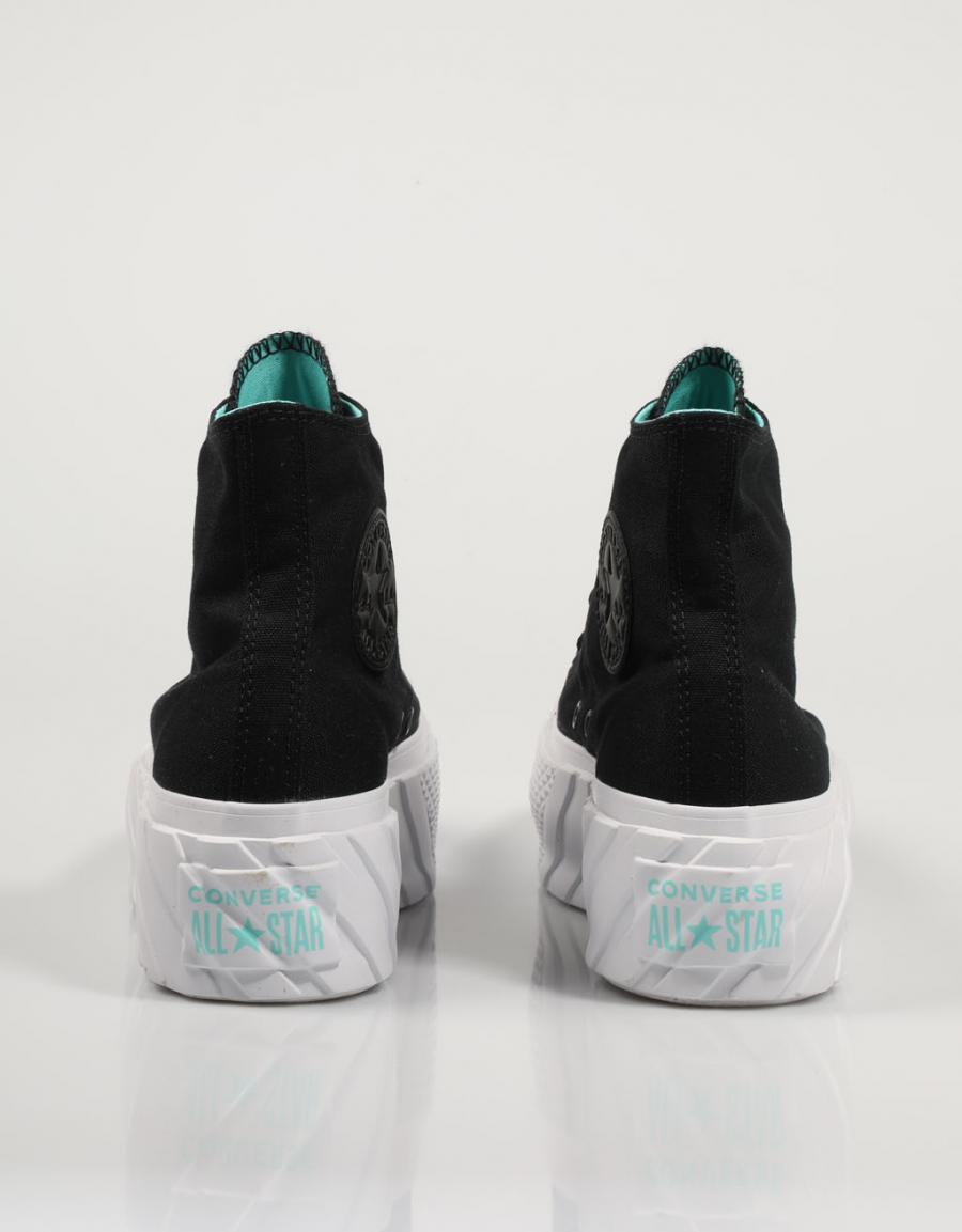 ZAPATILLAS CONVERSE CHUCK en color Negro