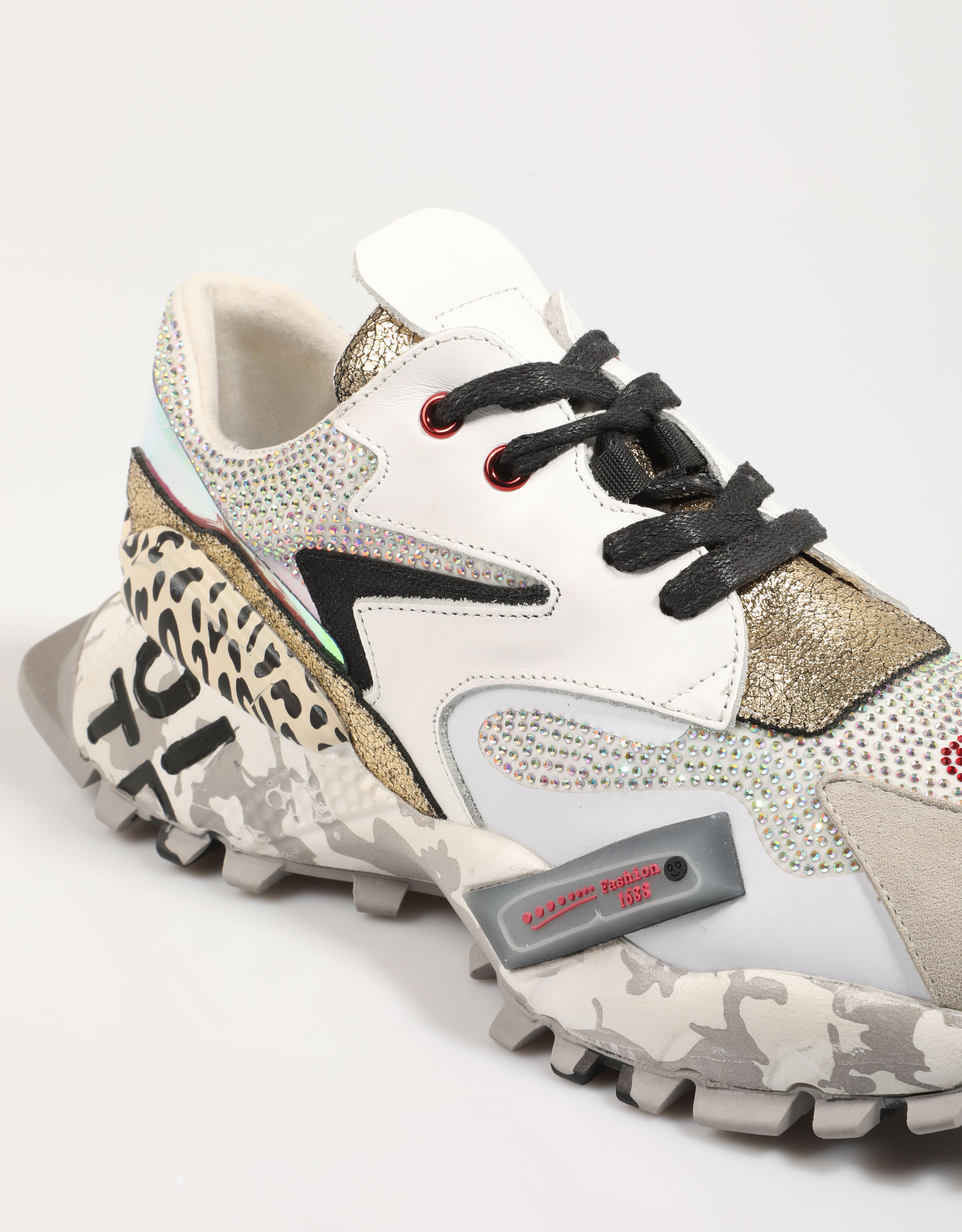 0129, White Faux Leather Sneaker | 76995 – Mayka