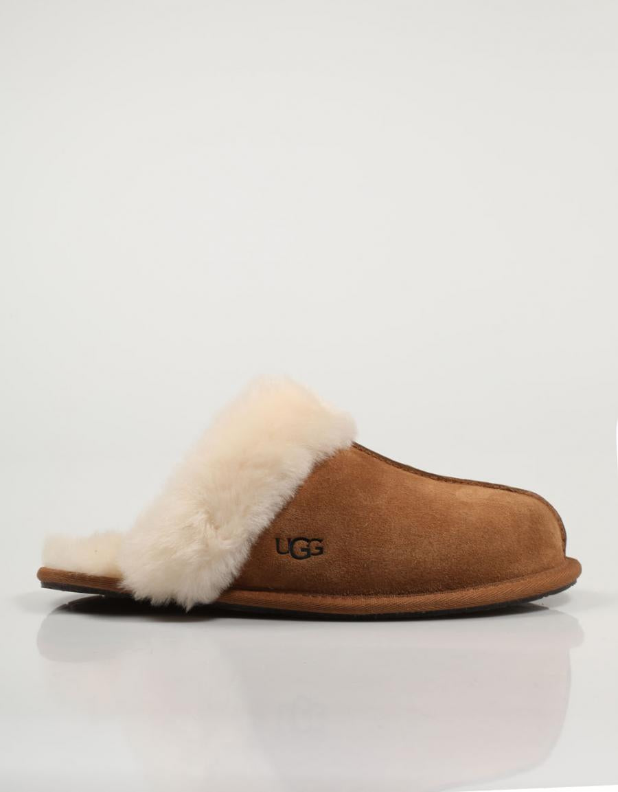 ZAPATILLAS CASA UGG SCUFFETTE