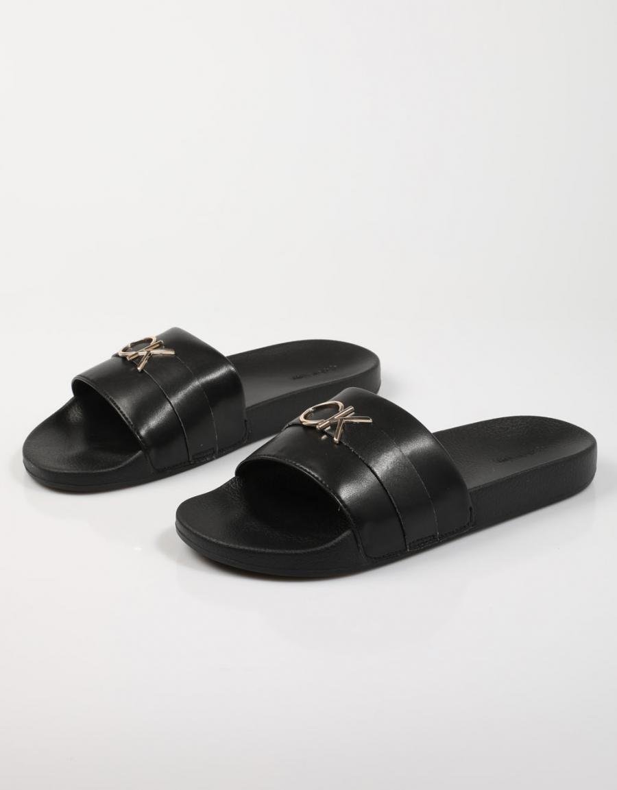 CHANCLAS CALVIN KLEIN POOL SLIDE W/HDW