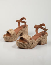 SANDALIAS POPA ARNIA AMUR en color Beige