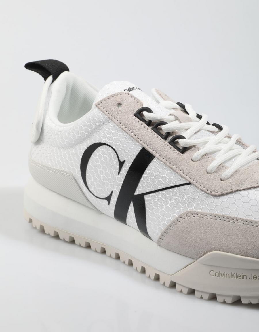 ZAPATILLAS CALVIN KLEIN NEW RETRO RUNNER LACEUP R POLY en color Blanco