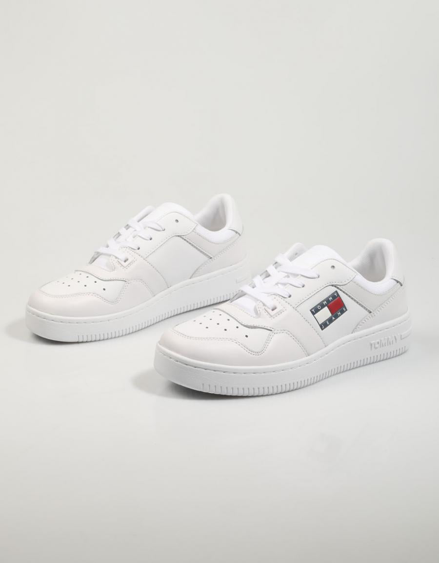 ZAPATILLAS TOMMY HILFIGER TOMMY JEANS RETRO BASKET WMN
