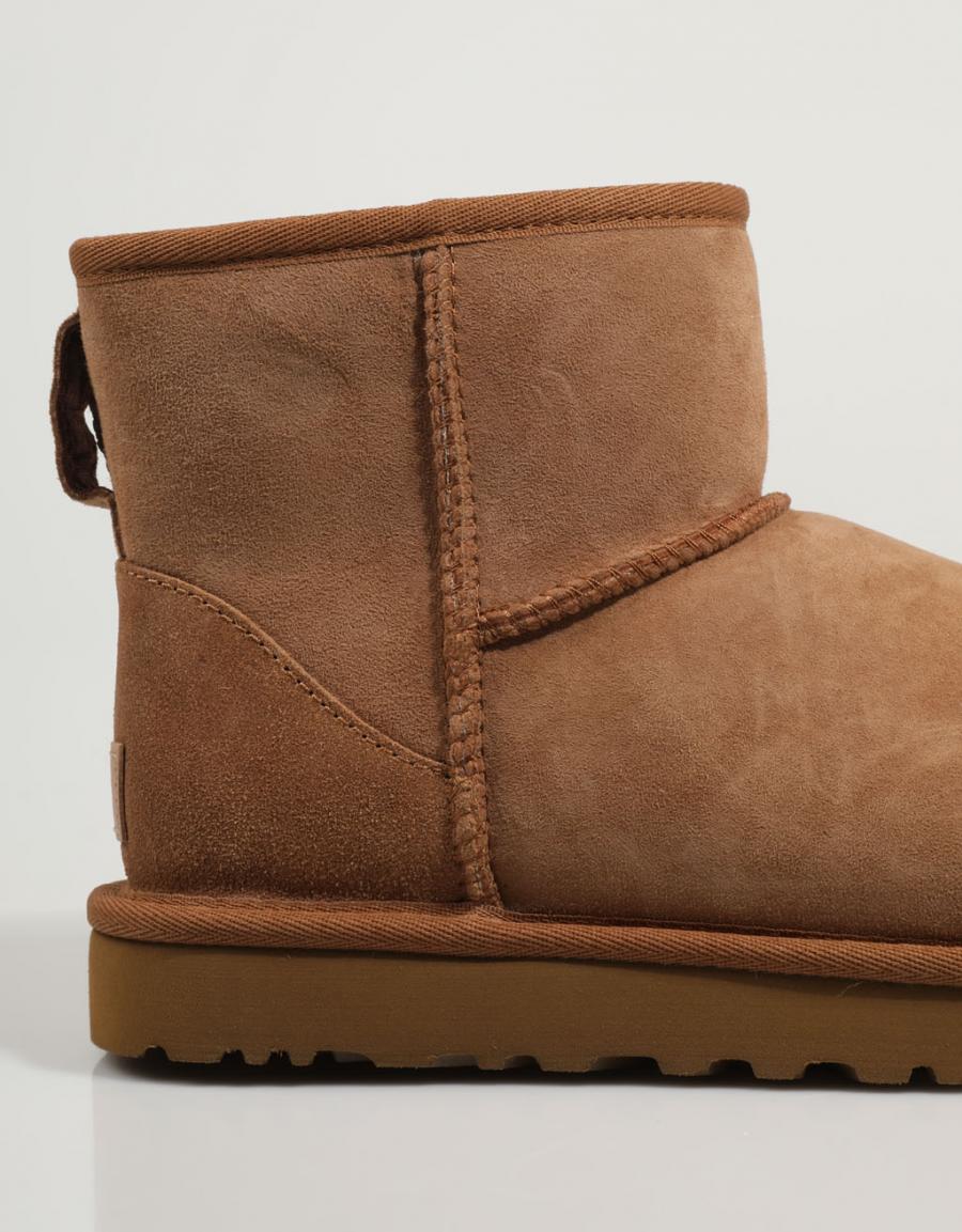 BOTINES UGG CLASSIC MINI II