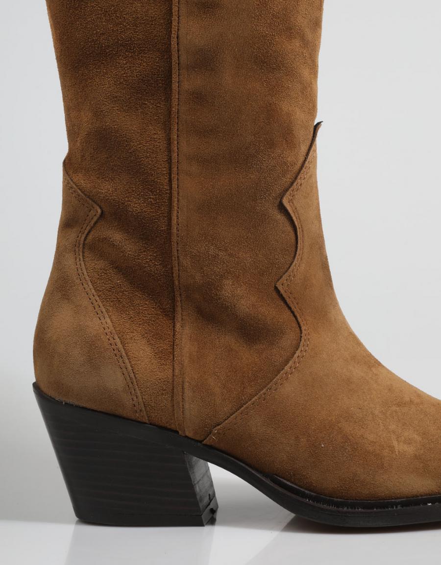 BOTAS ALPE 2554 11 en color Cuero