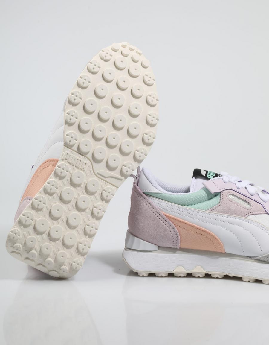 ZAPATILLAS PUMA RIDER FV FUTURE RIDER en color Multicolor