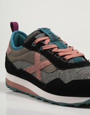 ZAPATILLAS MUNICH UM SKY en color Gris