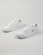 ZAPATILLAS TOMMY HILFIGER ESSENTIAL en color Blanco