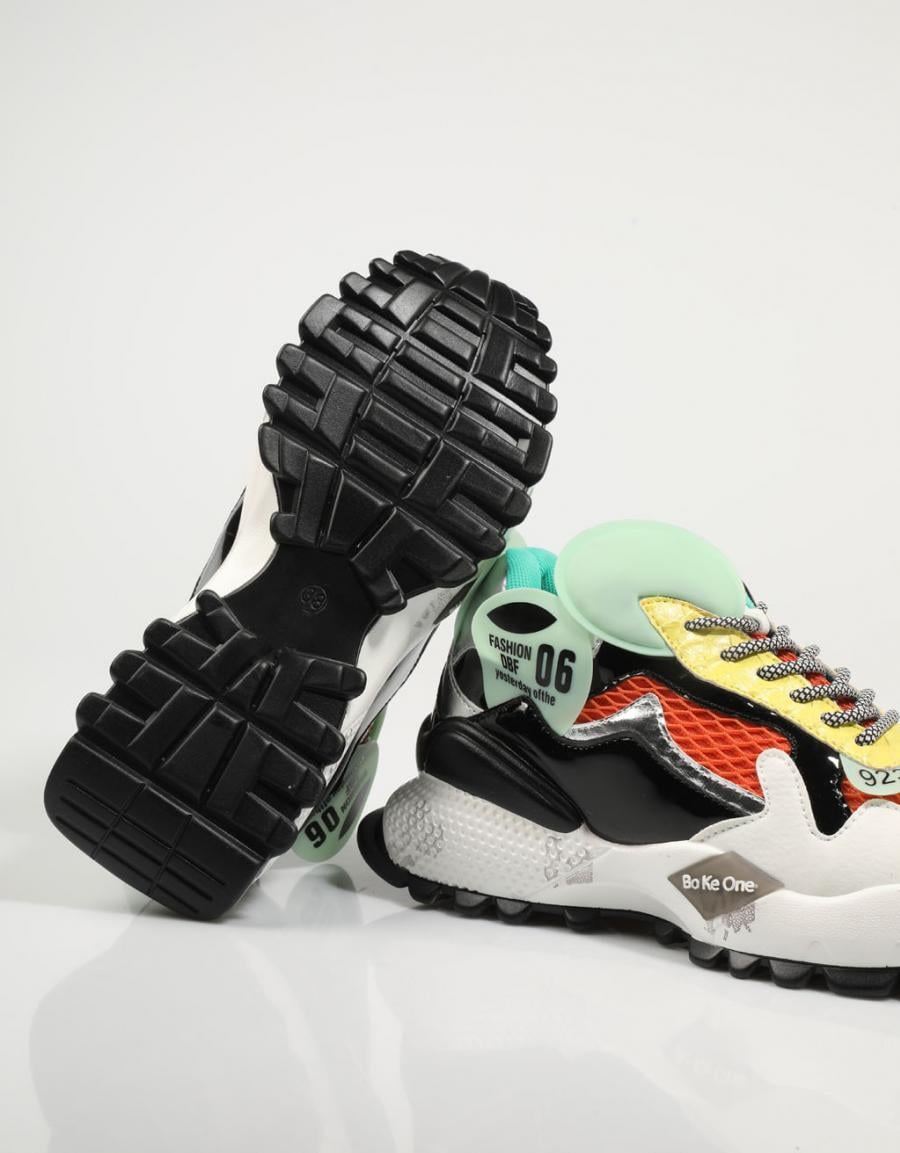 ZAPATILLAS EXE D190608 13 en color Multicolor