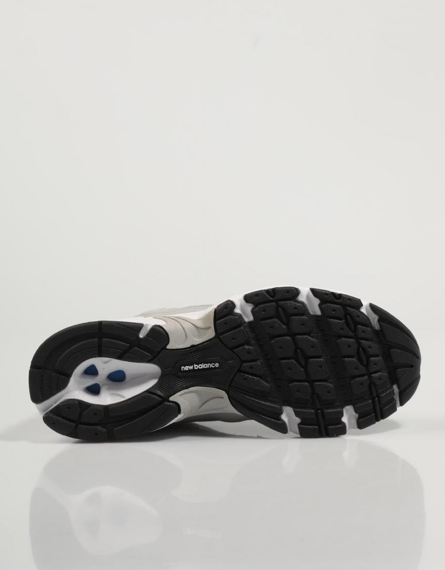 ZAPATILLAS NEW BALANCE MR530