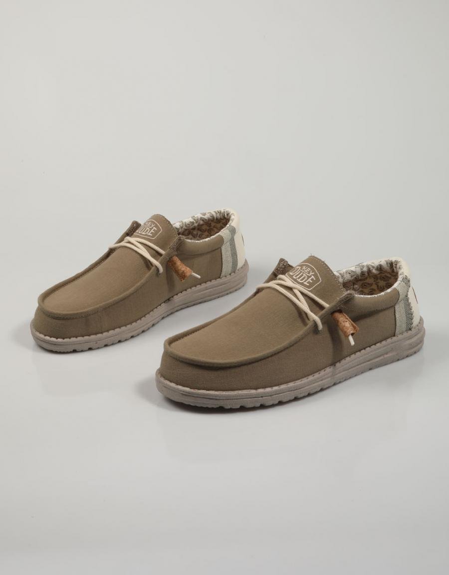 ZAPATOS SPORT DUDE WALLY en color Kaki