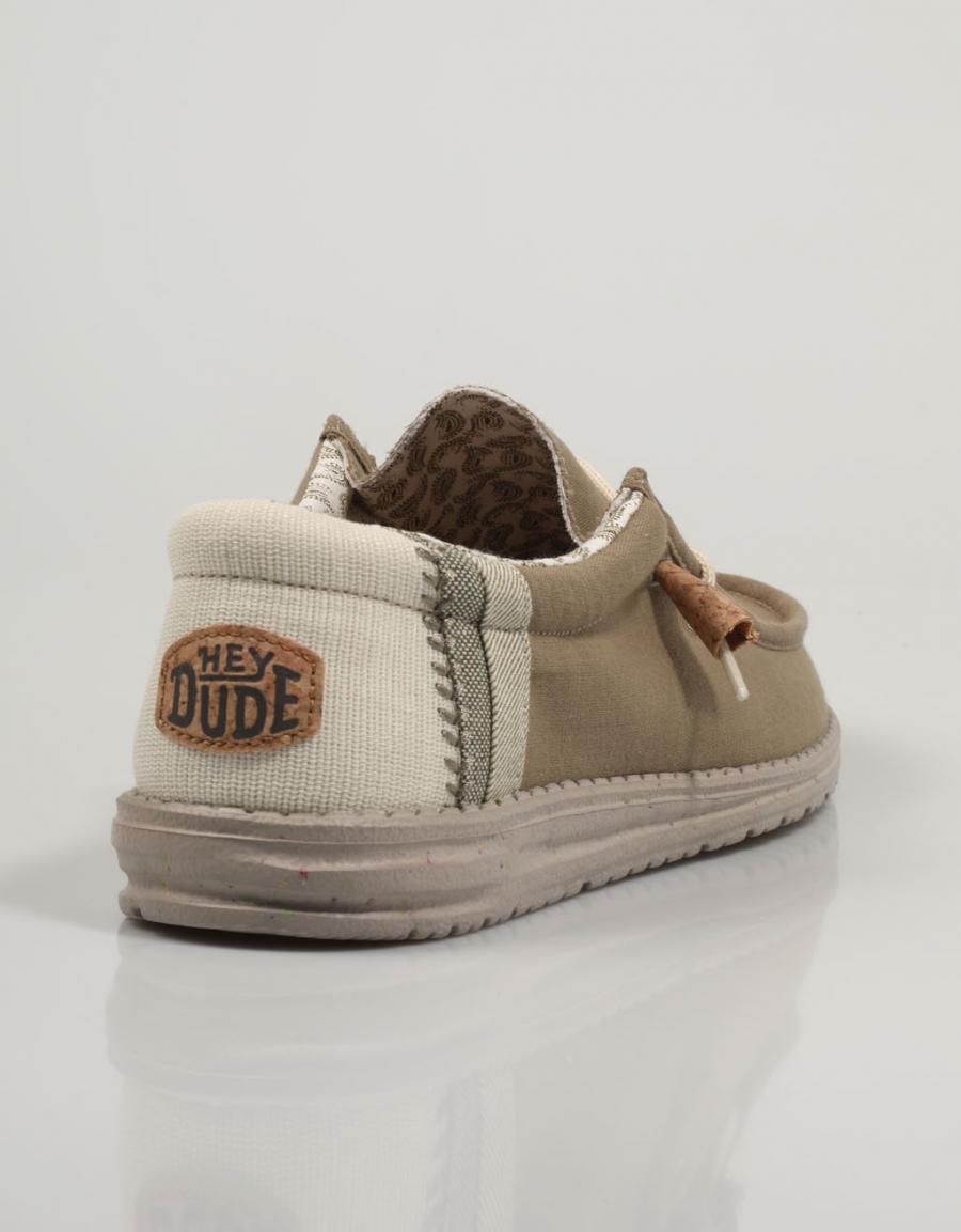 ZAPATOS SPORT DUDE WALLY en color Kaki