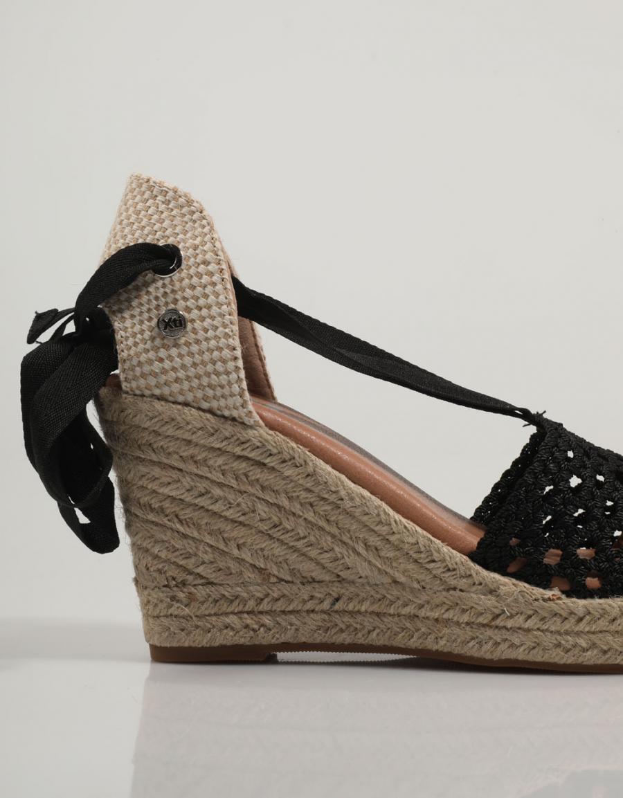 SANDALIAS XTI 043821