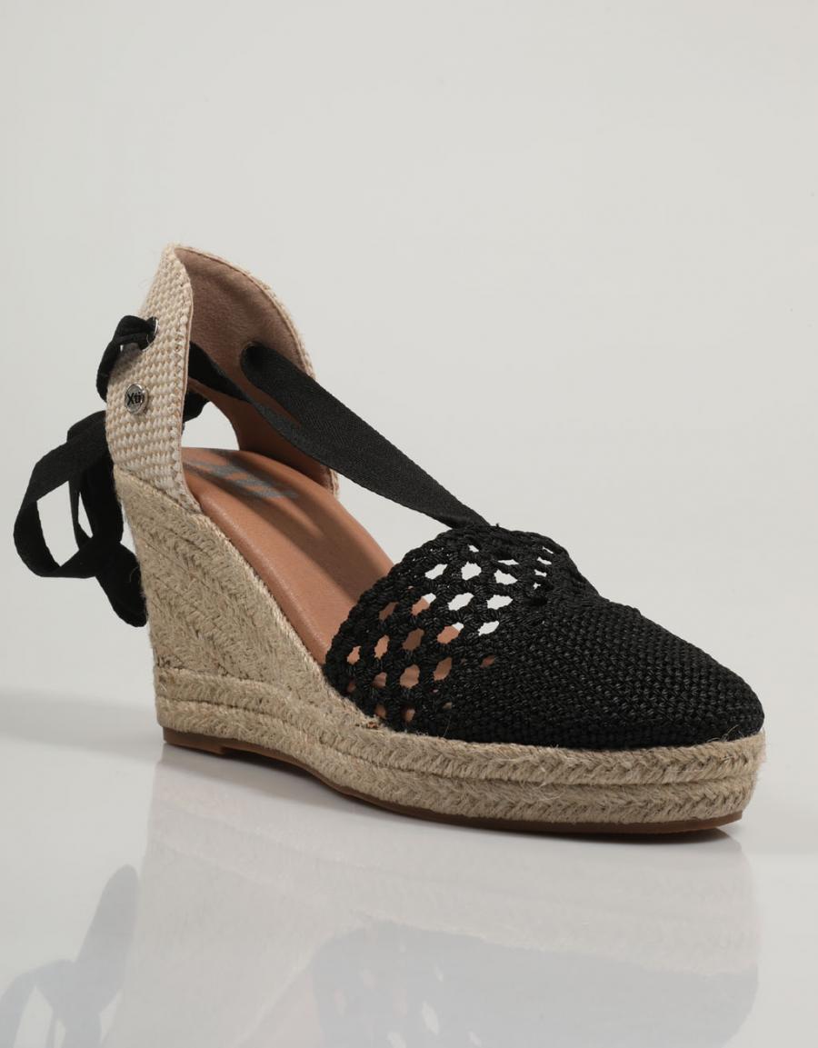 SANDALIAS XTI 043821