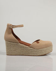 SANDALIAS POPA CANTALAR en color Beige