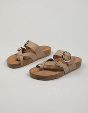 SANDALIAS YOKONO JERBA en color Beige