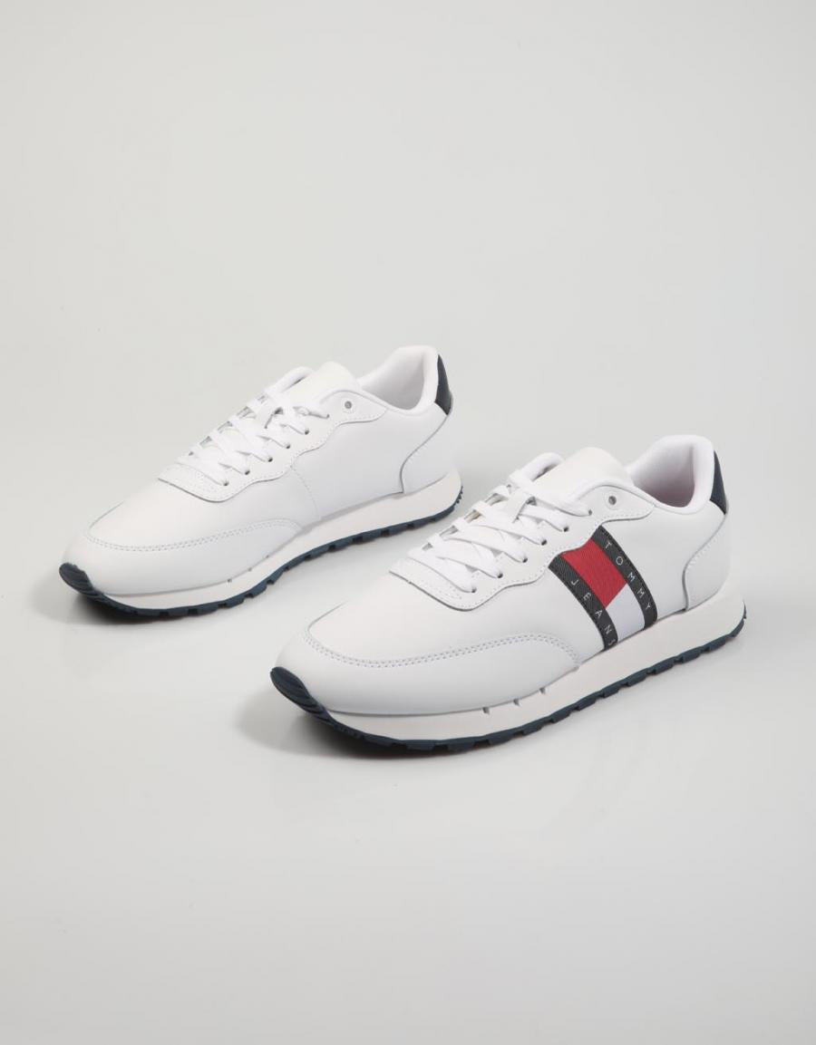 ZAPATILLAS TOMMY HILFIGER TOMMY en color Blanco