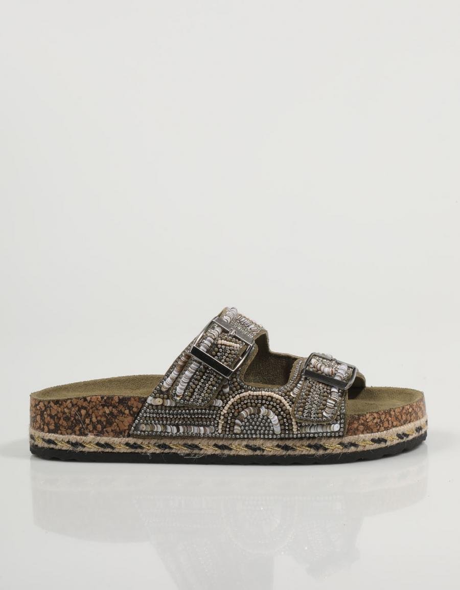 SANDALIAS ISTERIA 23136 en color Kaki