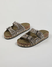 SANDALIAS ISTERIA 23136 en color Kaki