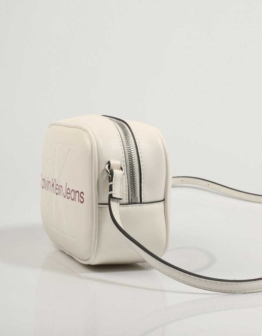 BOLSO CALVIN KLEIN SCULPTED CAMERA BAG18 MONO