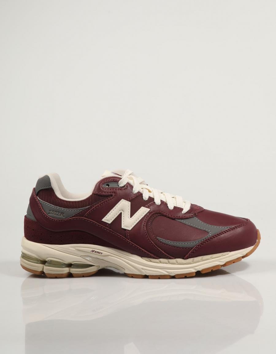ZAPATILLAS NEW BALANCE M2002